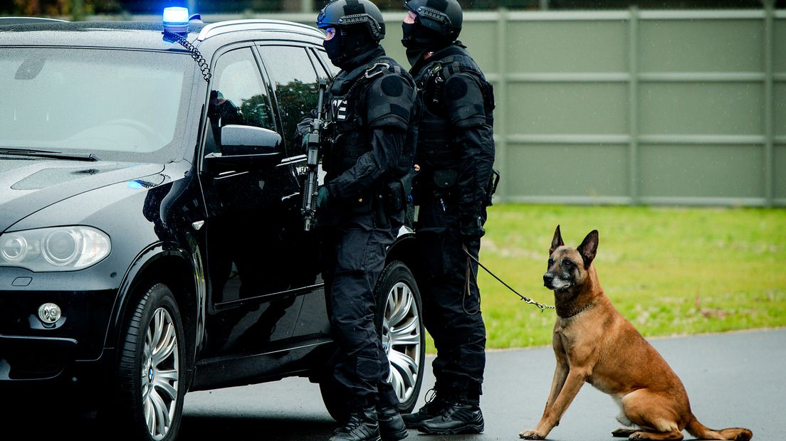 Leden van de Brigade Speciale Beveiligingsopdrachten (BSB) bij Huis ter Heide.