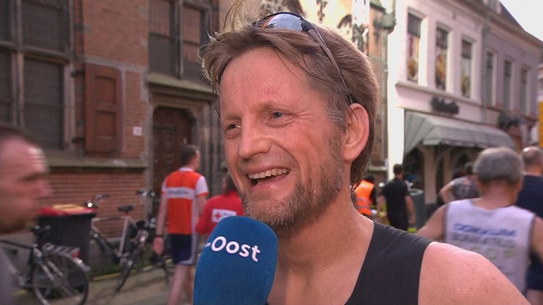 Prins Pieter-Christiaan na de Zwolse Halve Marathon