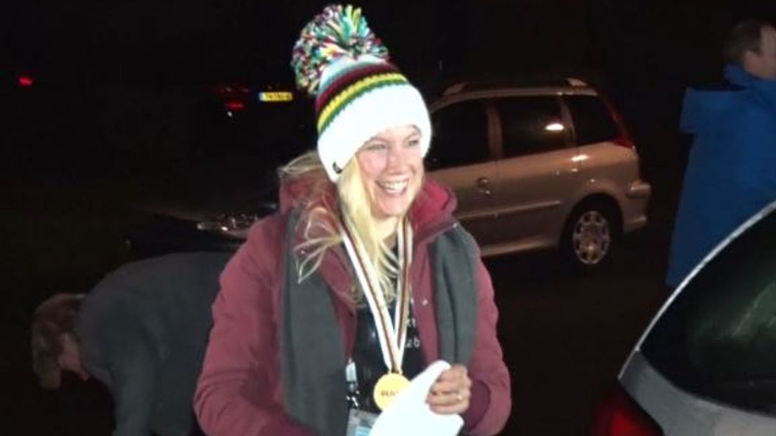 De kersverse wereldkampioene Annemarie Wordt is zondagavond onthaald in haar dorp Nunspeet. Worst werd zaterdag kampioen bij de beloften tijdens het wereldkampioenschap veldrijden in het Luxemburgse Bieles.