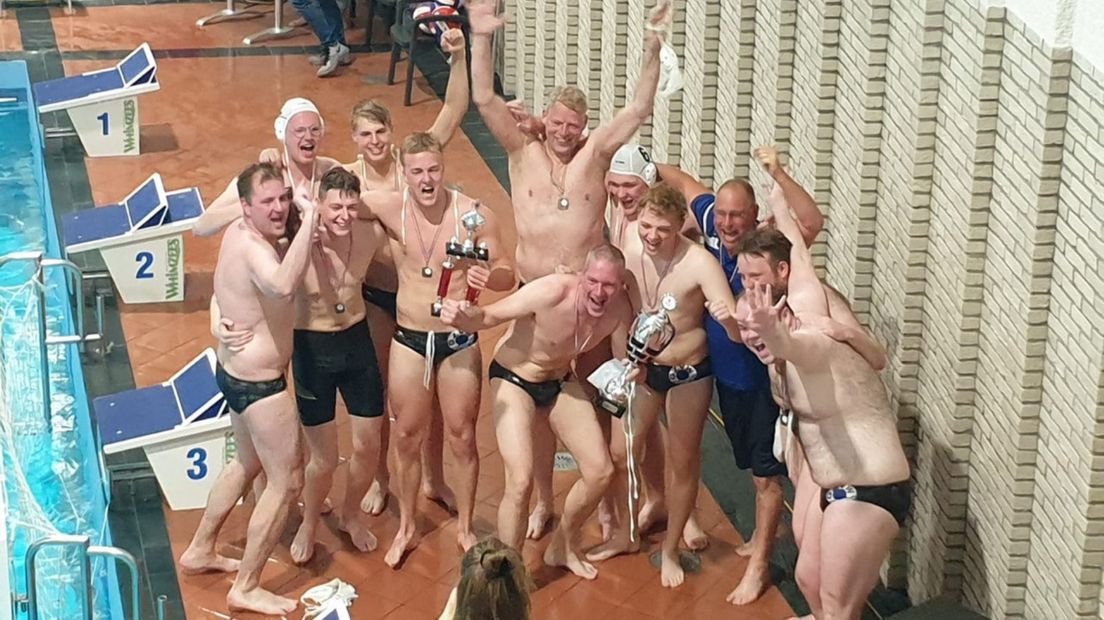 Feest bij GZVW tegen De Walvis