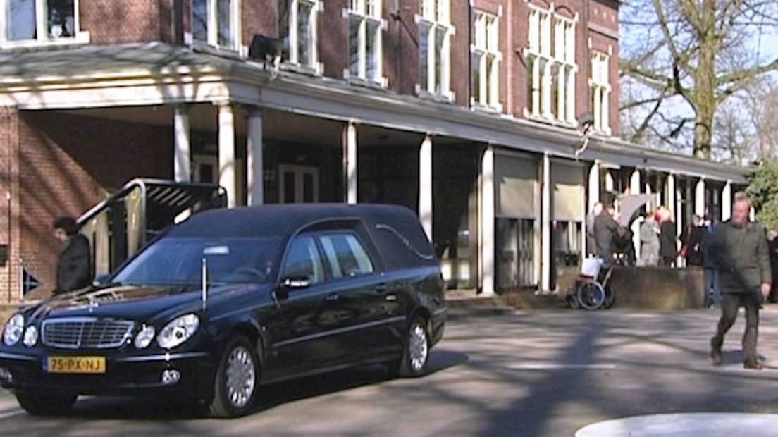 Harm oet Riessen begraven