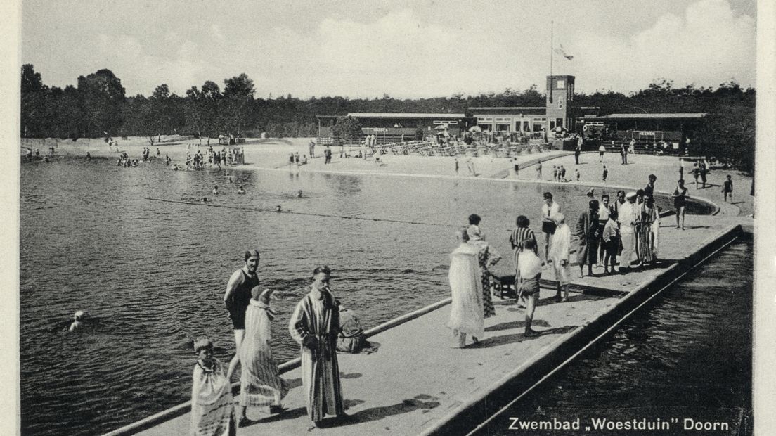 Zwembad Woestduin voor de Tweede Wereldoorlog.