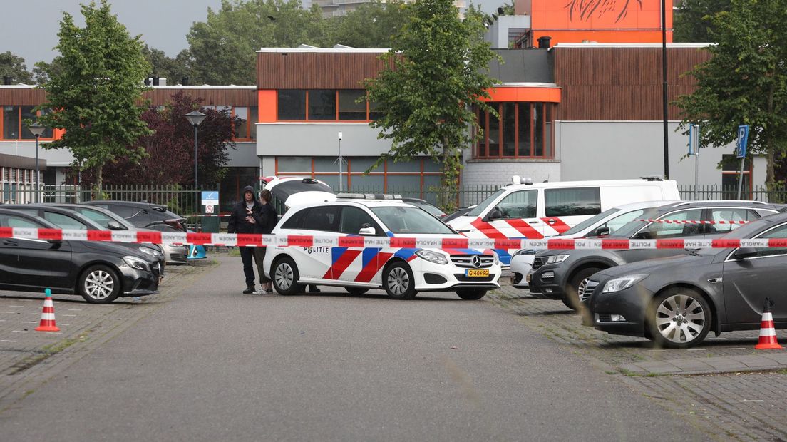 De schietpartij van dinsdag was op de parkeerplaats naast mboRijnland
