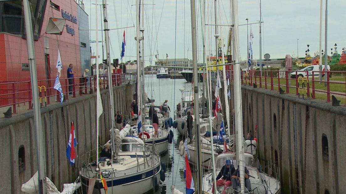 Kleine armada vertrokken vanuit Vlissingen naar Chatham