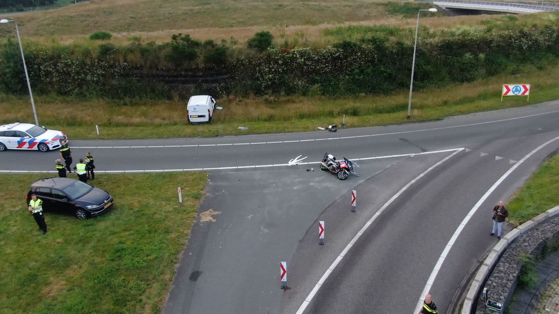 Werkstraf en rijverbod van twee jaar na aanrijden agent bij Gieten - RTV Drenthe