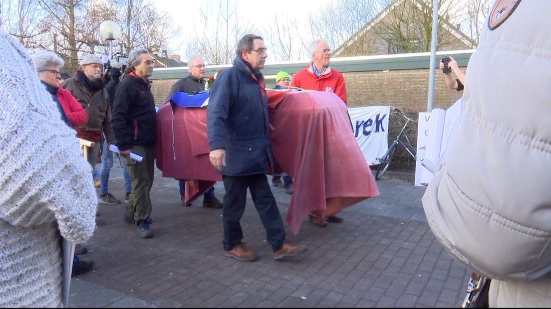 In het voorjaar van 2018 werd er in Pieterzijl gedemonstreerd tegen het fracken
