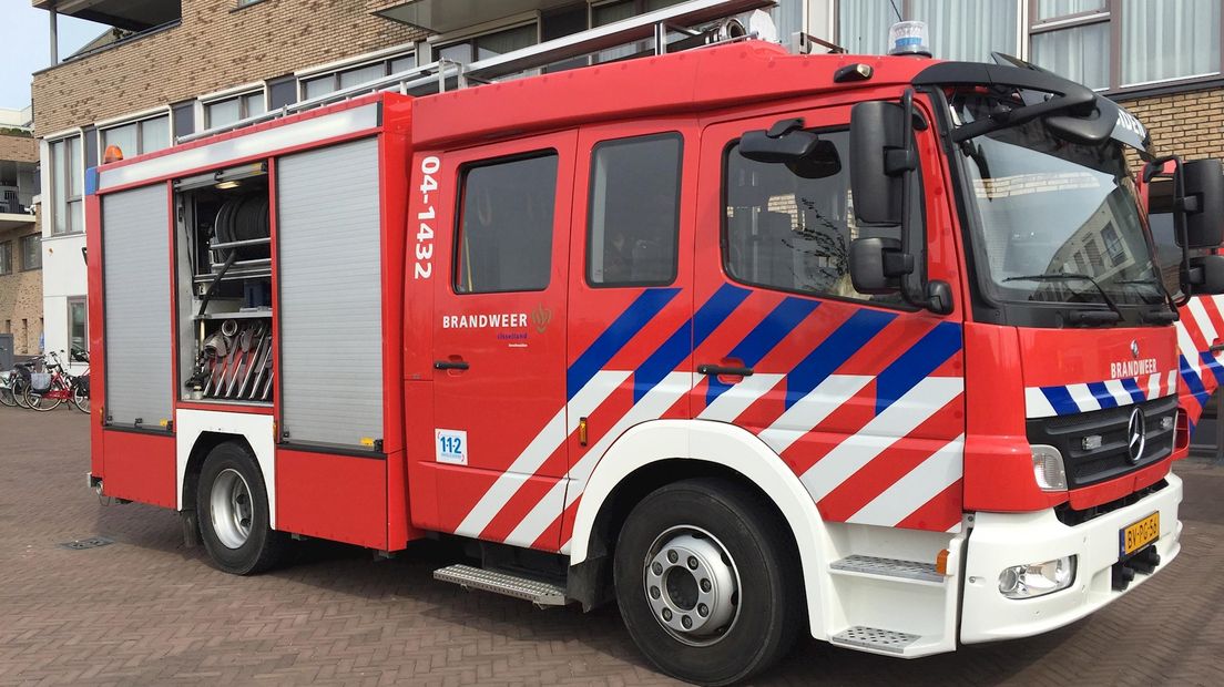 Keukenbrand in appartement boven Kulturhus IJsselmuiden