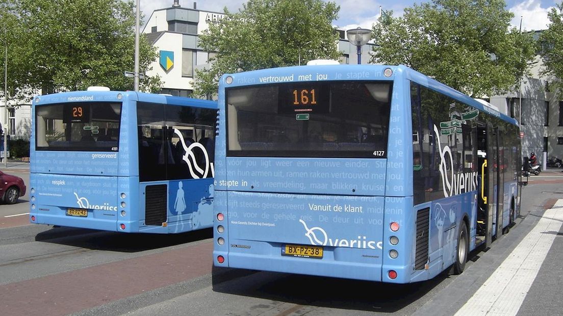 Bussen op busstation Zwolle