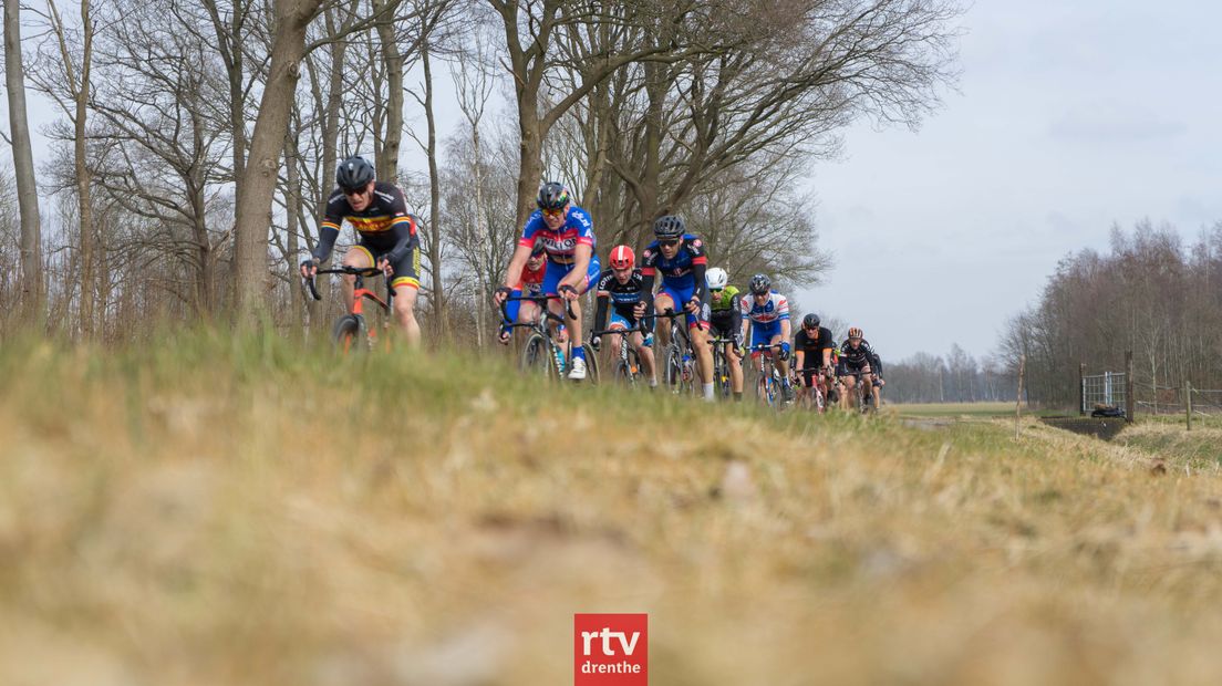 De toerfietsers mochten vandaag het parcours al verkennen (Rechten: Kim Stellingwerf/RTV Drenthe)