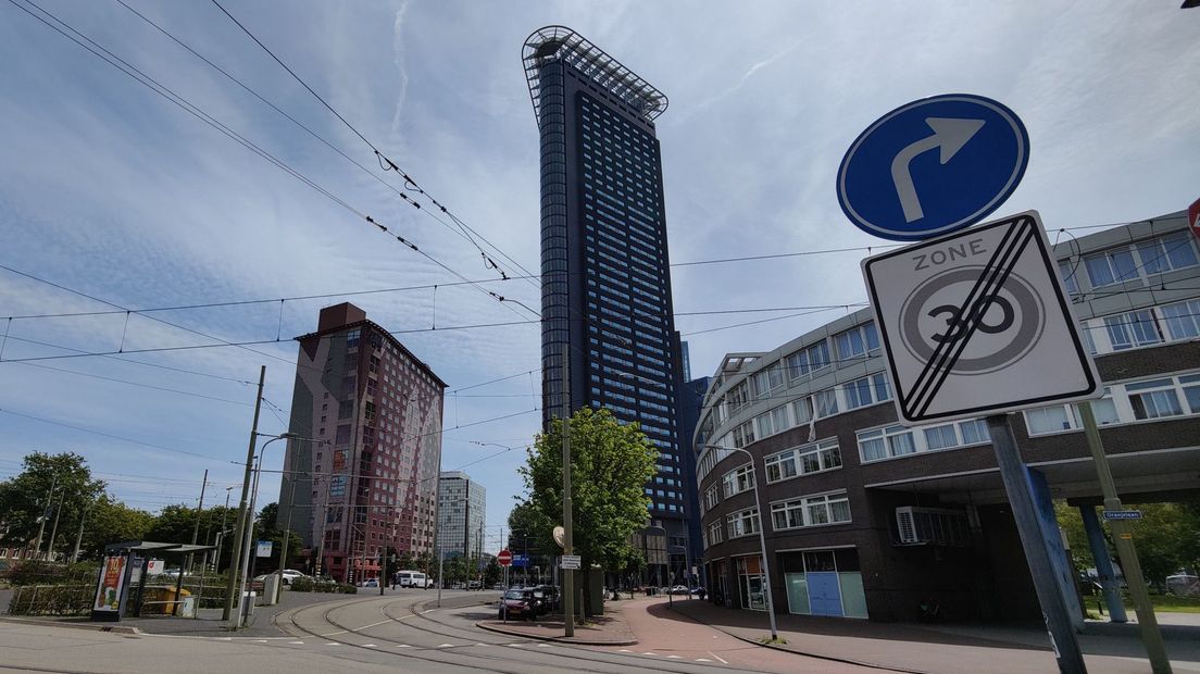 Een kleine glazen toren vlak achter het Rijswijkseplein in Den Haag moet wijken voor The Grace