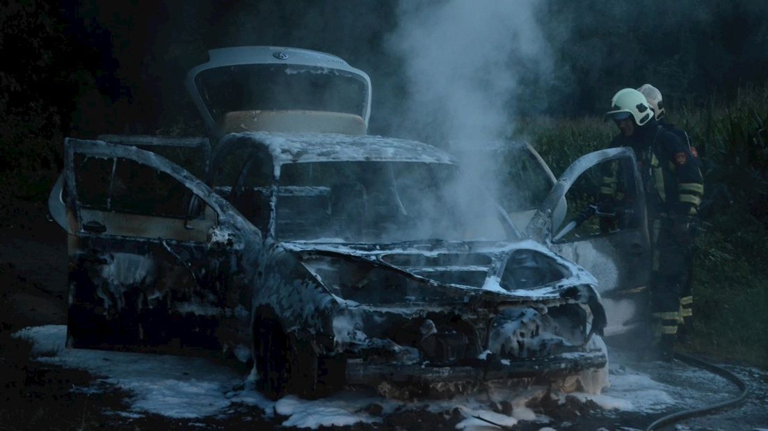 Autobrand aan de Telgendijk