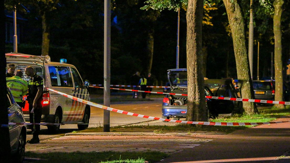 De politie heeft bij een controle op de Hatertseweg in Nijmegen geschoten.