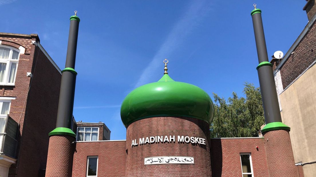 Faizul-moskee aan de Loosduinsweg in Den Haag