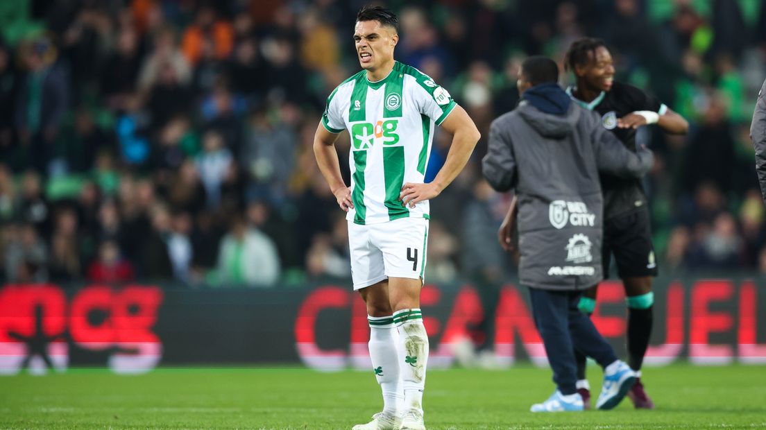 FC Groningen-speler Joey Pelupessy baalt na de nederlaag tegen Fortuna Sittard