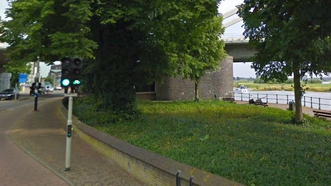 Het kanon aan het Wellepad in Deventer