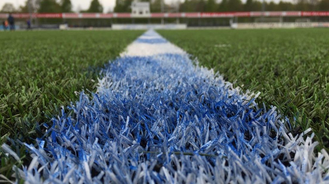 Lijnen hoofdveld ATC'65 blauw geverfd