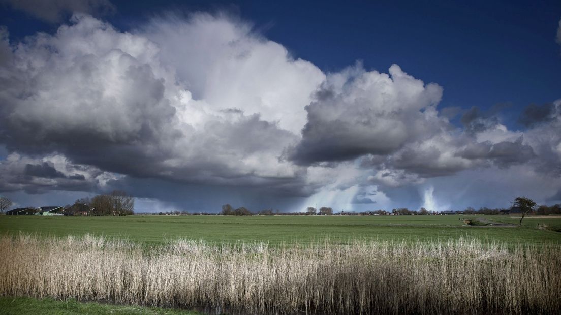 Storm Corrie rages over province on Monday;  KNMI warns of heavy wind gusts