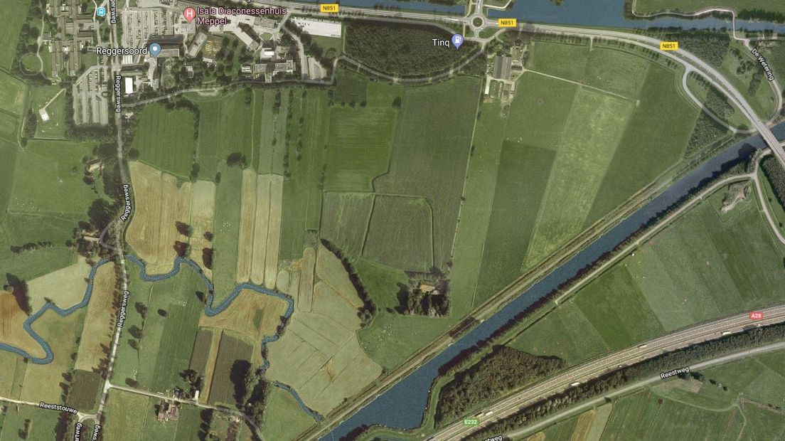 De provincie wil meerdere percelen ten zuidoosten van Meppel verkopen (Rechten: Google Streetview)