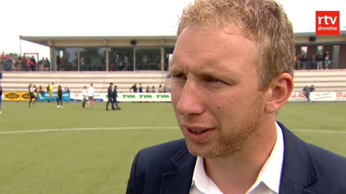 HZVV-trainer Gert van Duinen (Rechten: RTV Drenthe)