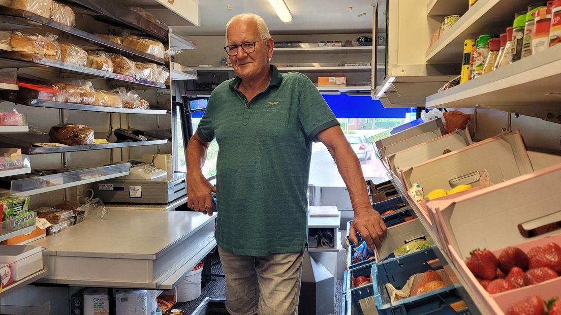 Frans Bunnik rijdt voor het laatst rond in zijn SRV-wagen
