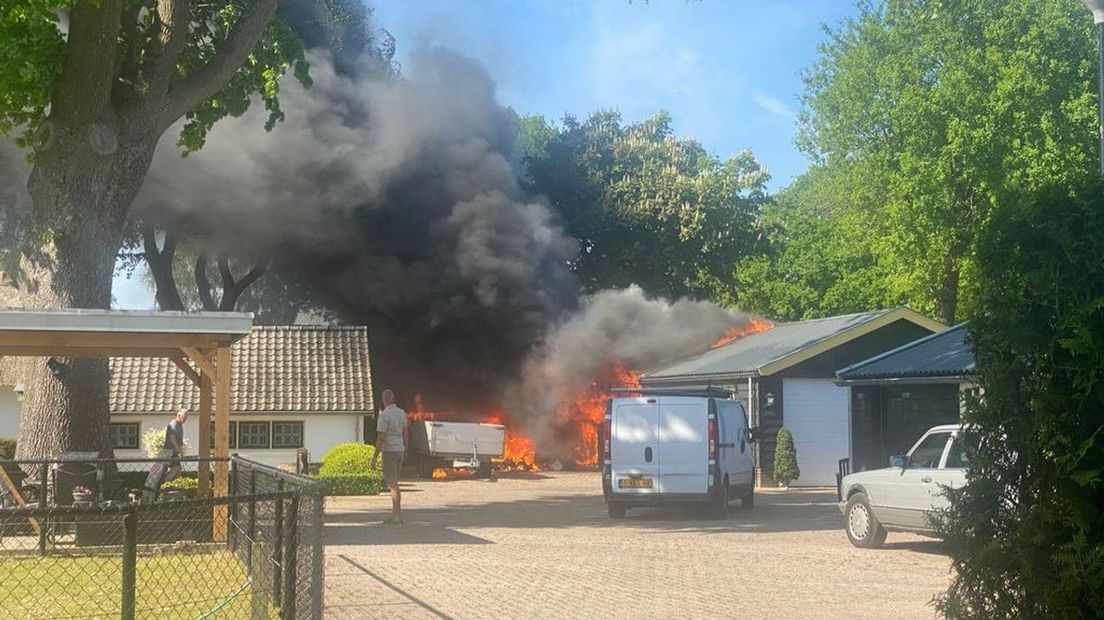 De uitslaande brand in Putten.
