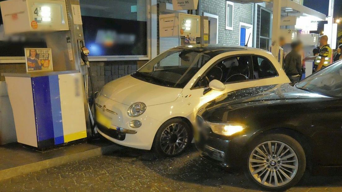 Man (35) aangehouden na veroorzaken ongeluk bij tankstation in Enschede