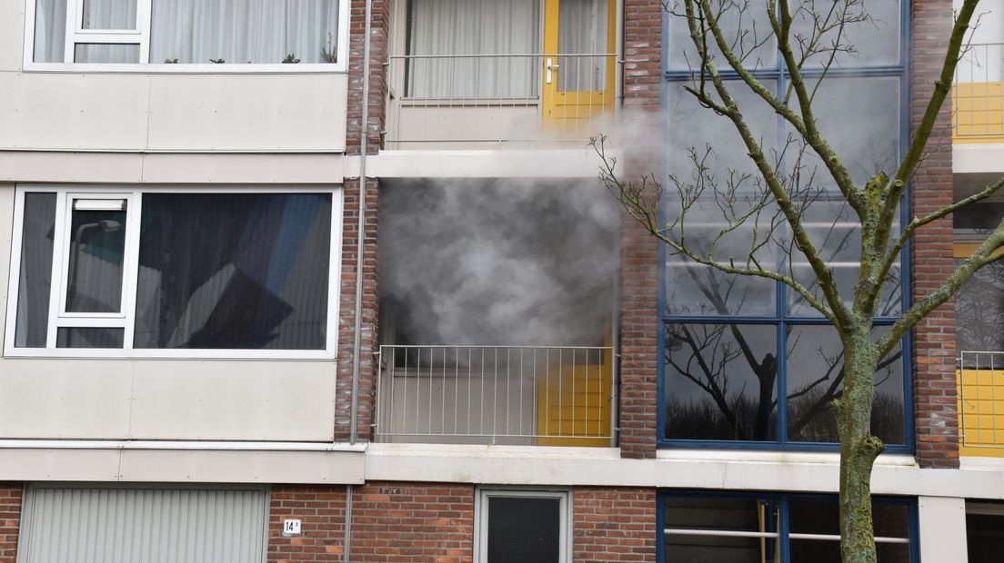 Politieonderzoek na brand in flat Goes