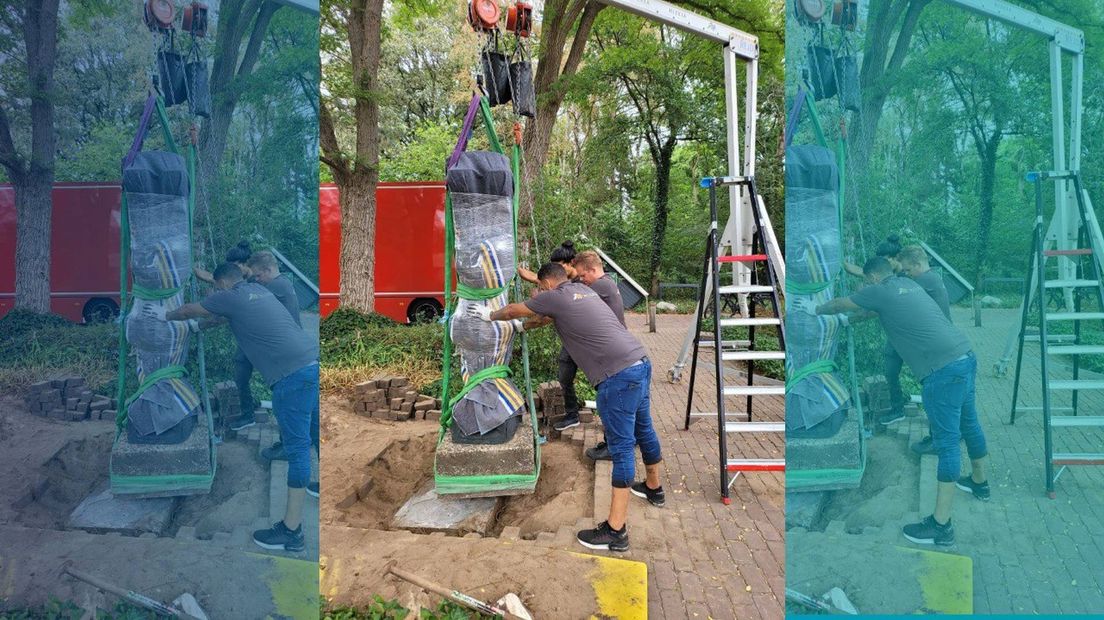 Het beeld weegt zo'n 500 kilo