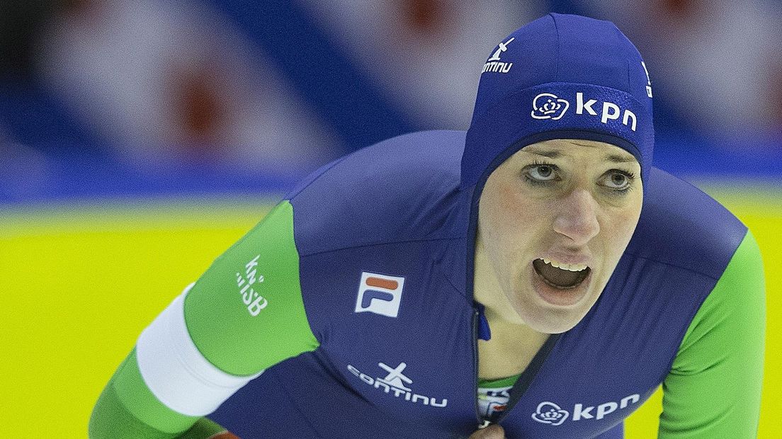 Jorien Voorhuis achtste op 3000 meter bij wereldbeker in Heerenveen