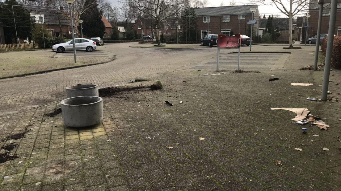 Een groep jongeren pleegde vernielingen in Gees (Rechten: RTV Drenthe/Jeroen Willems)