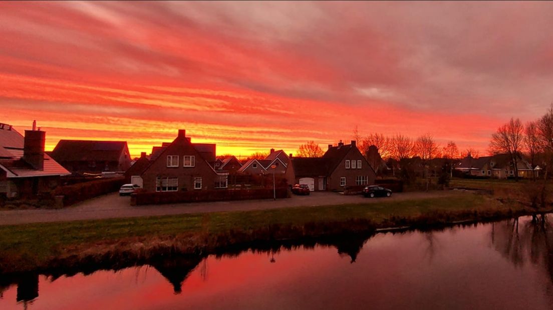 De zonsopgang boven Veendam