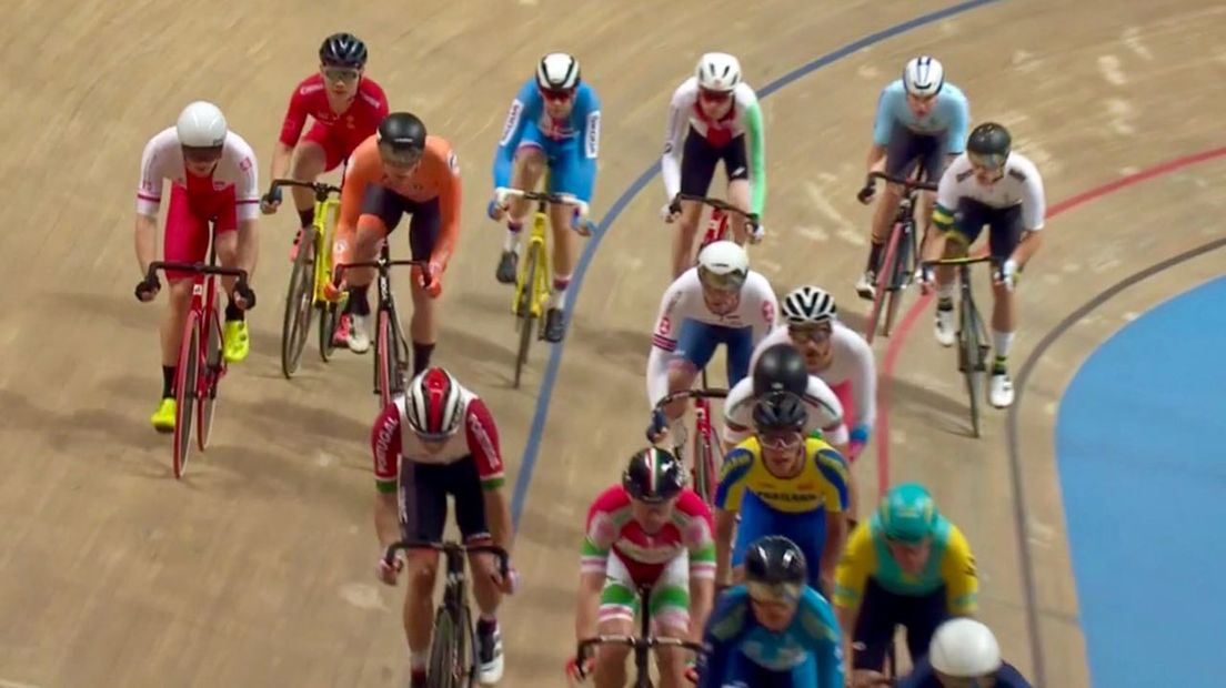 Roy Eefting pakt zilver op scratch RTV Drenthe