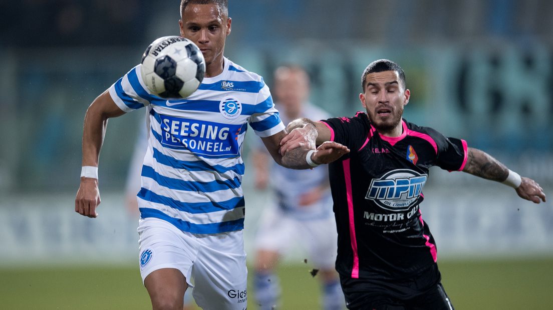 De Graafschap heeft op de eigen Vijverberg in Doetinchem met 2-1 gewonnen van Telstar. De Superboeren richtten zich op in een vermakelijke tweede helft. Daarin werd een 0-1 achterstand omgebogen.
