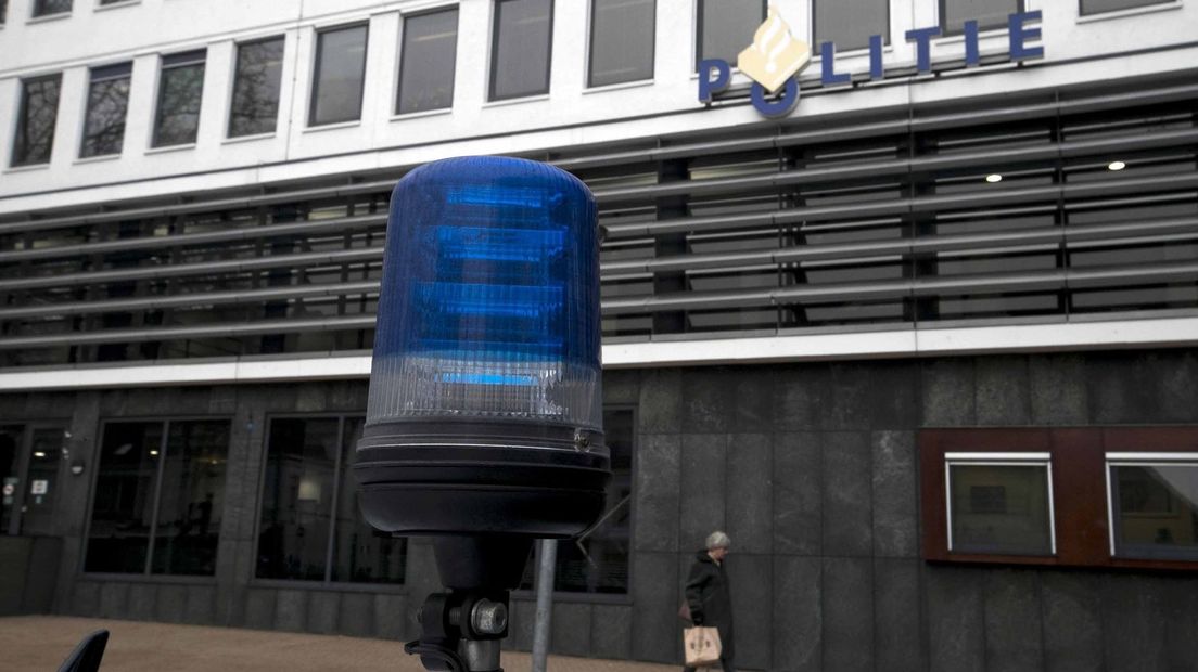 Het politiebureau aan de Rademarkt in de stad Groningen