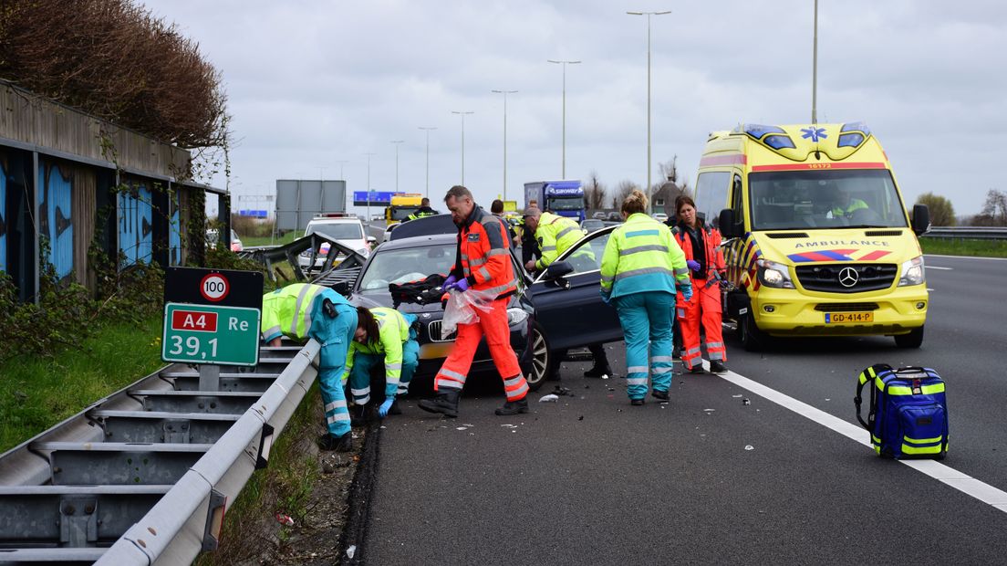 Ongeluk op de A4 bij Leidschendam