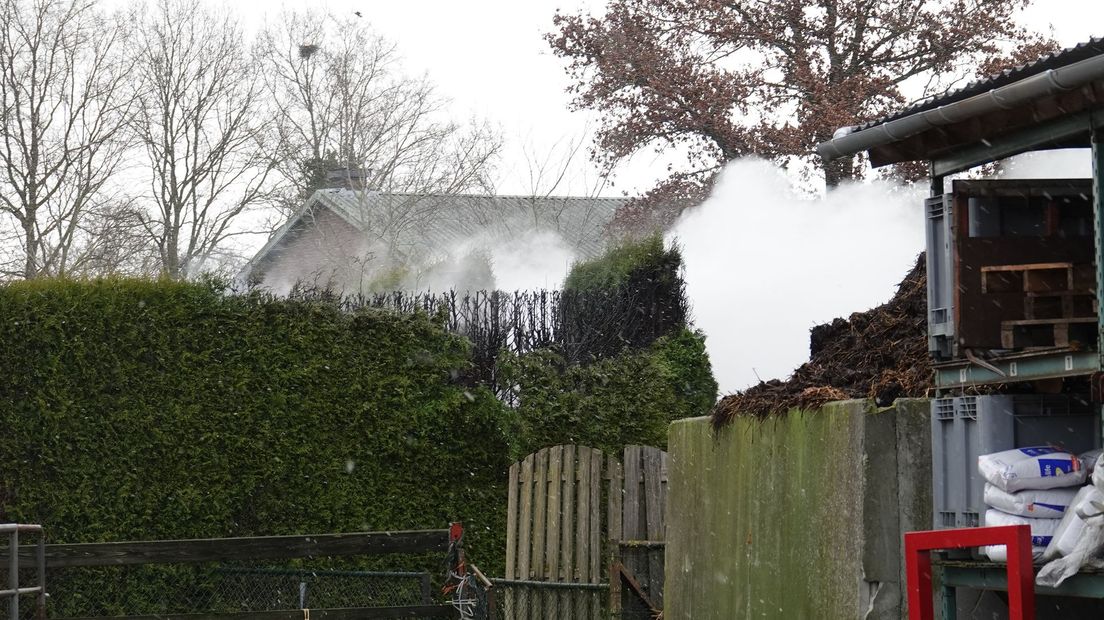 Schuurbrand moeilijk bereikbaar