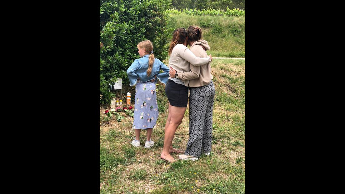Emotionele momenten bij het monument