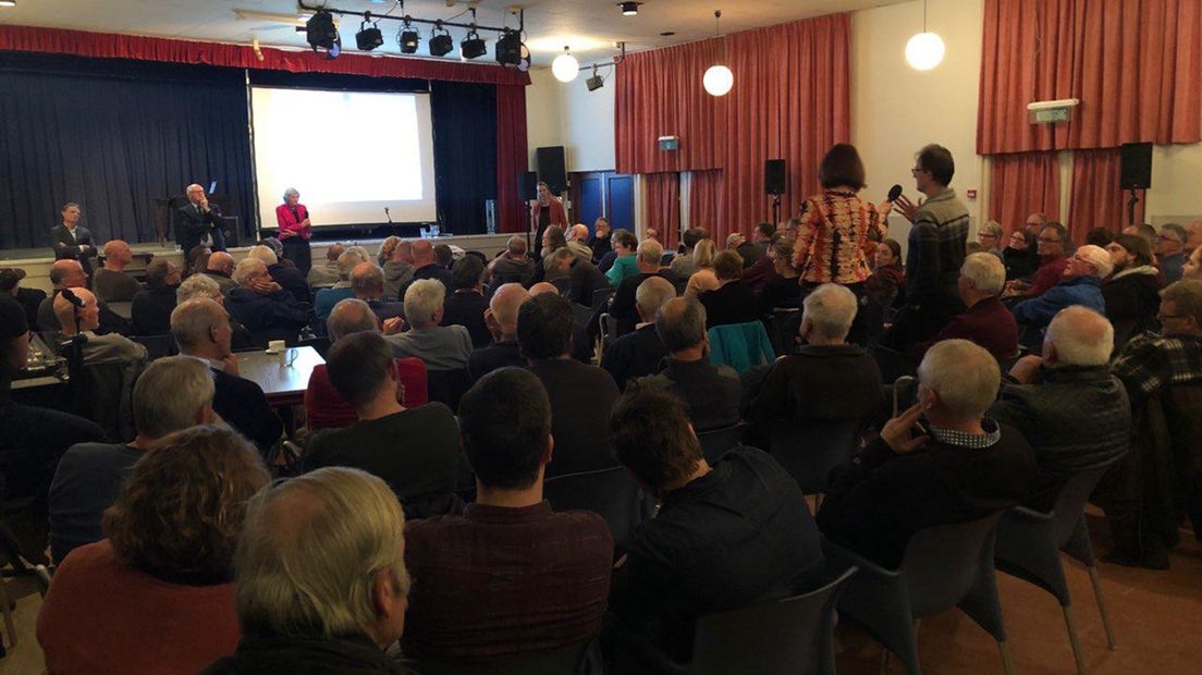 Discussie bij de versterkingsbijeenkomst in Winschoten