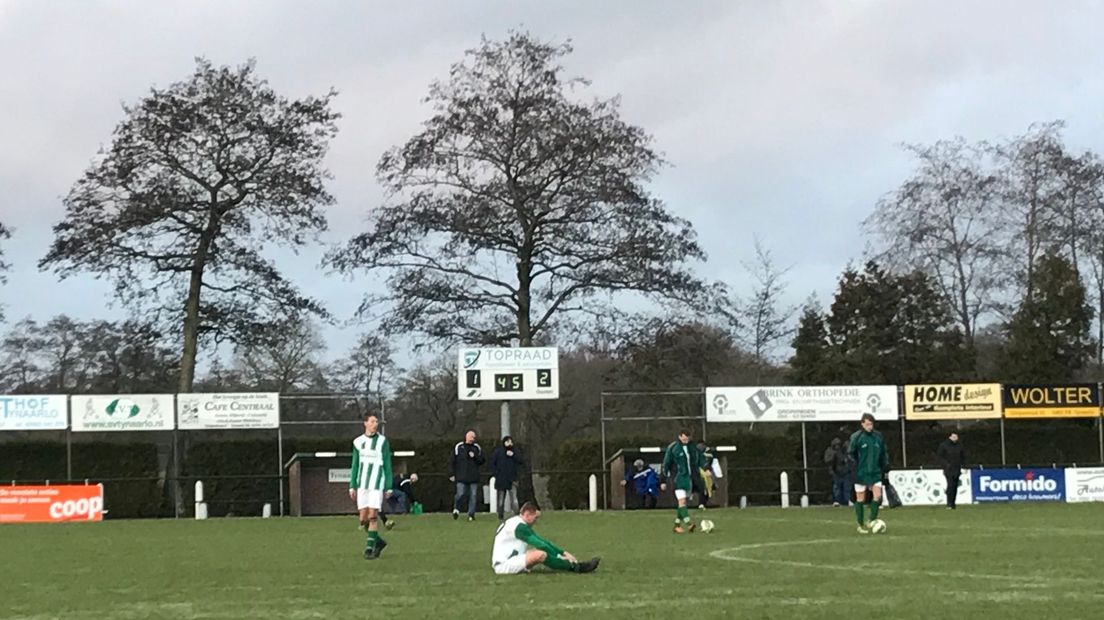 Jubilerend SV Tynaarlo zoekt die ene foto uit vervlogen tijden voor in het jubileumboek - RTV Drenth
