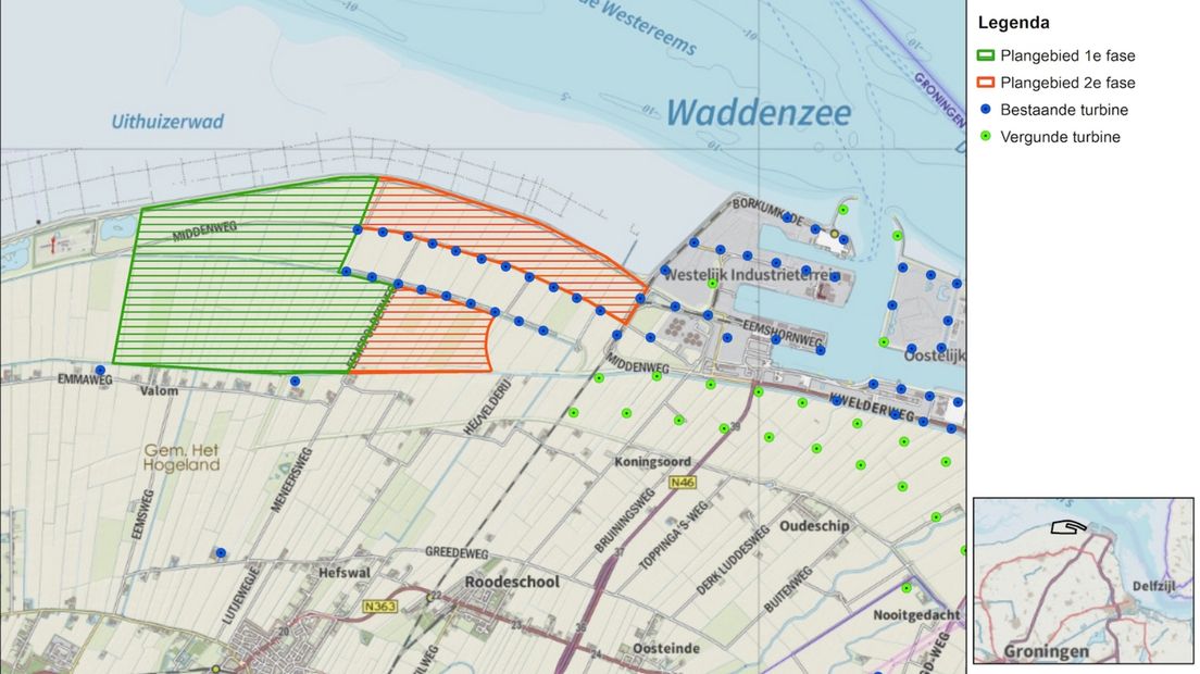 De groene en rode zone tonen windpark Eemshaven-West, de blauwe stippen zijn bestaande turbines