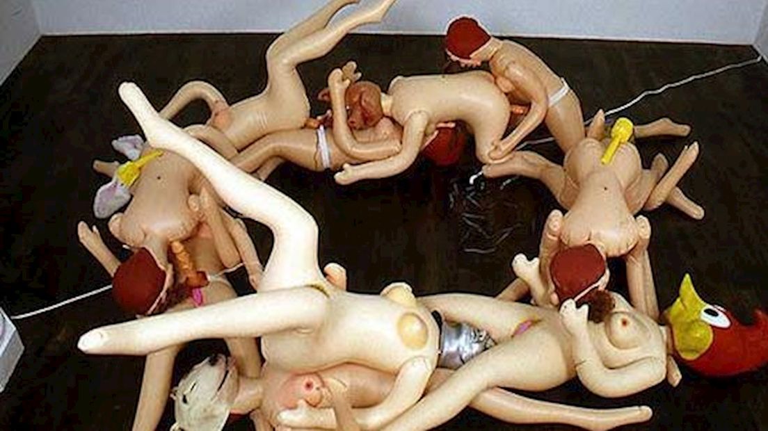 'projectie vrouwvriendelijke porno op kerk Enschede tijdens gogbot geen godslastering'