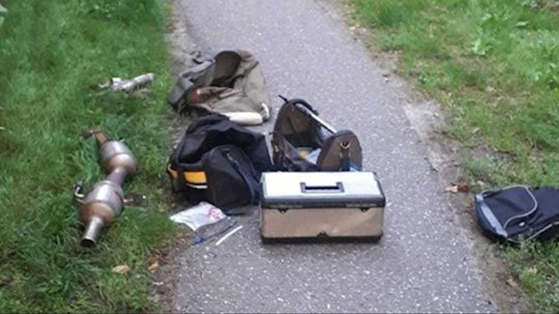 Gestolen spullen teruggevonden in bosjes
