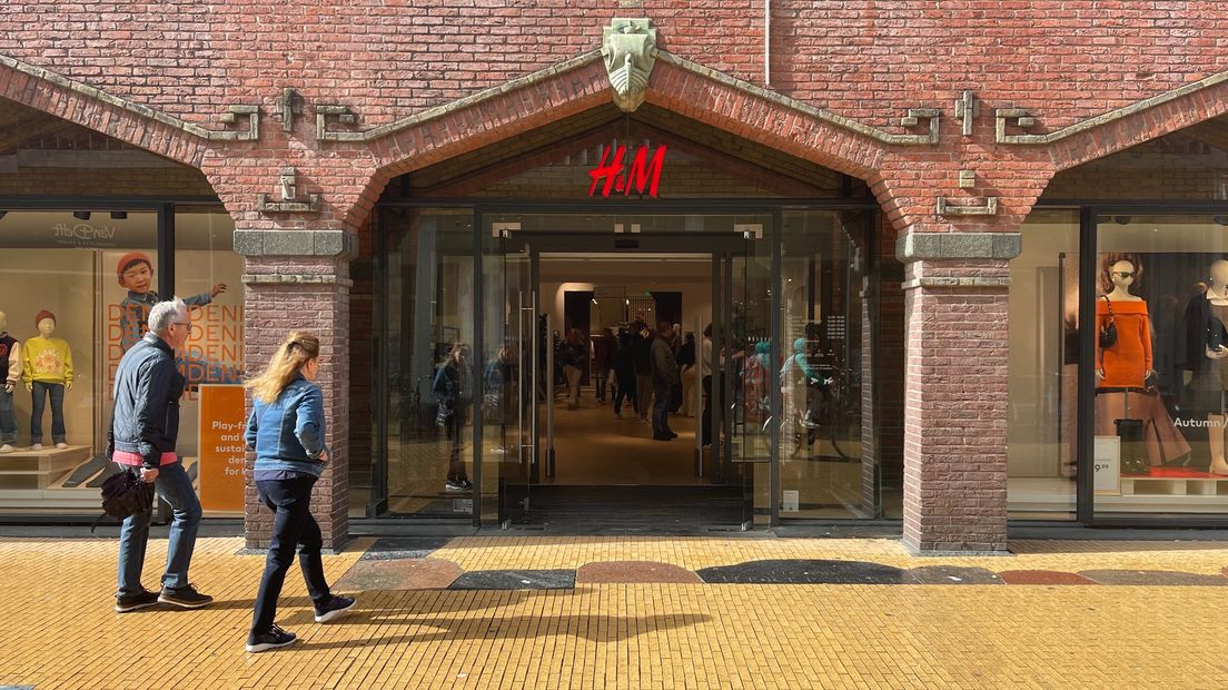 De vestiging in de Herestraat heeft automatische deuren