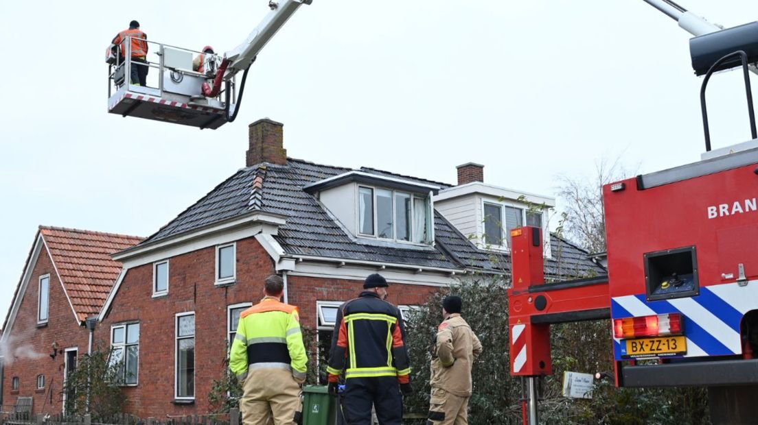 News 112: Chimney fire in Thesinge • Driver hits tree near Wagenborgen and arrested