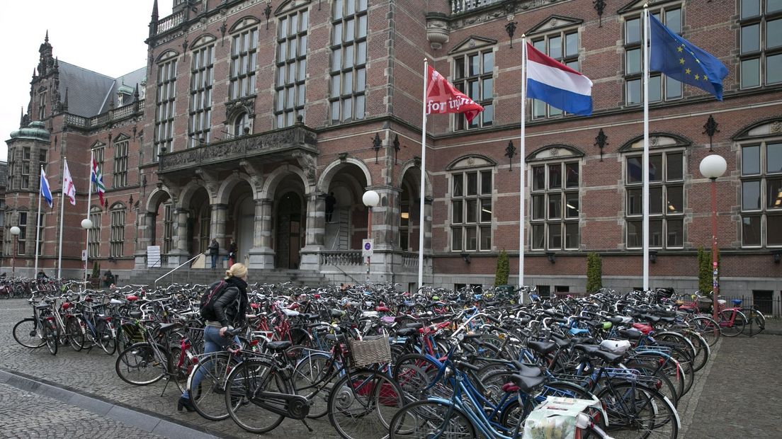 Het academiegebouw van de Rijksuniversiteit Groningen.