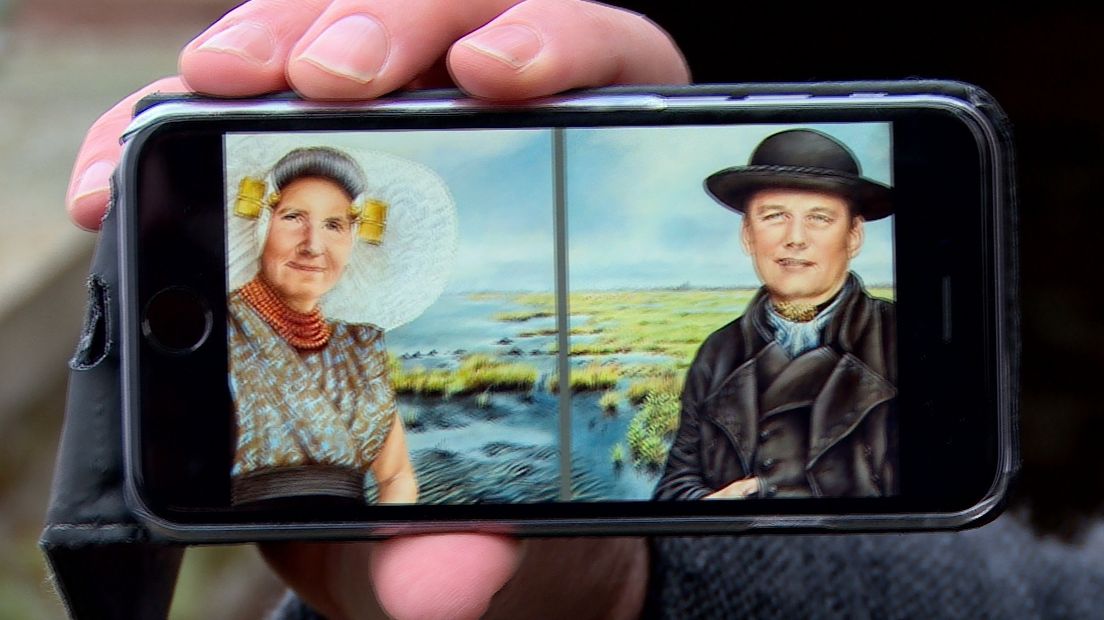 Anton Stapelkamp en zijn vrouw in Bevelandse klederdracht