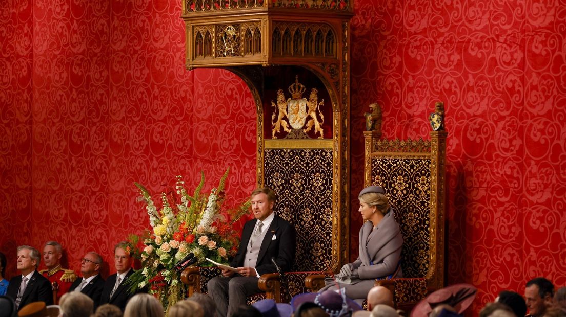 Koning Willem-Alexander spreekt de troonrede uit