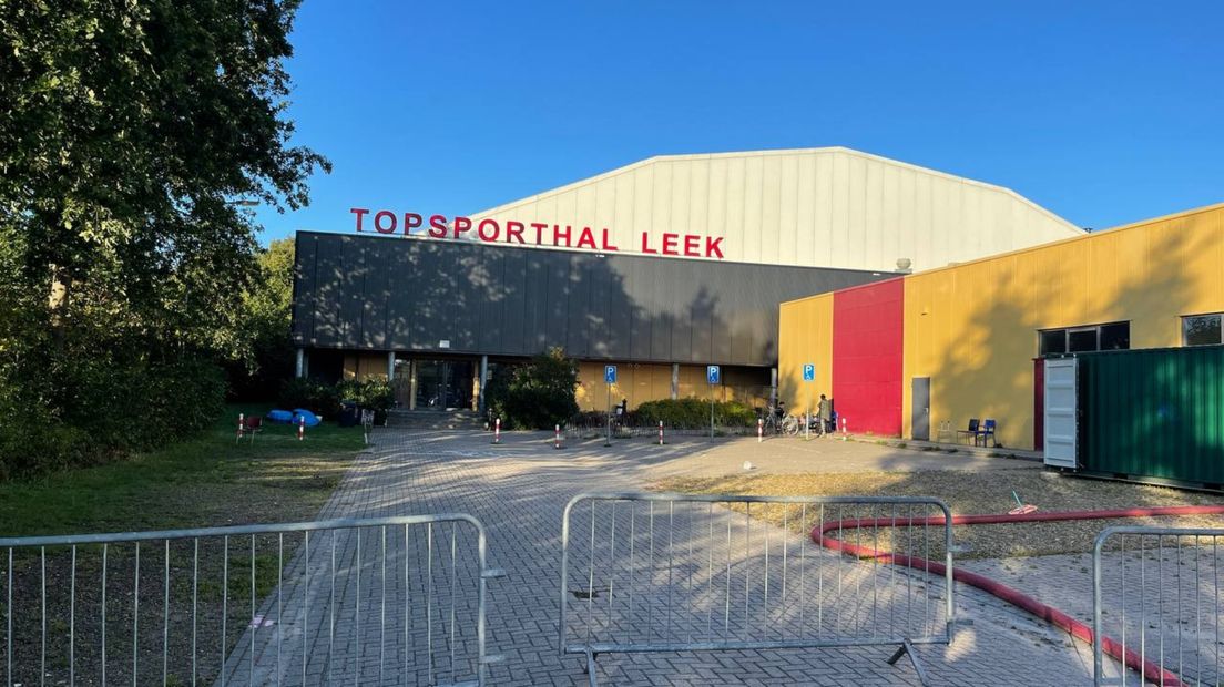 Sinds Hemelvaartsdag was de Topsporthal in Leek in gebruik als crisisnoodopvang