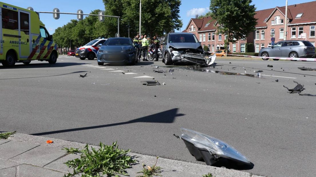 De schade aan de auto's is fors