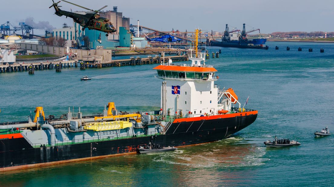 Straatvraag: Dit Betekent De Rotterdamse Haven Voor De Rijnmonders ...